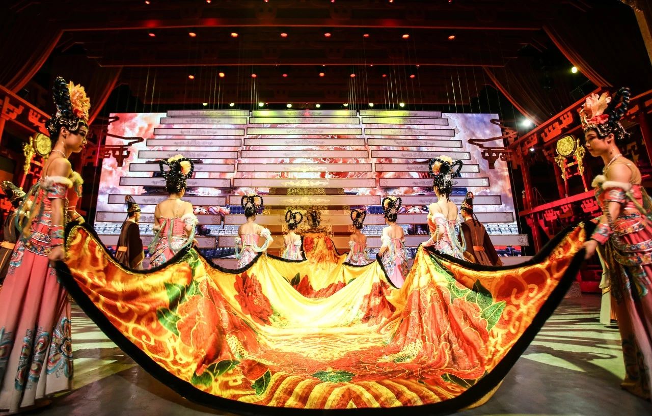 喜迎雙節(jié)丨唐樂宮驚喜不斷，“餅”承心意，以禮相待(圖2)