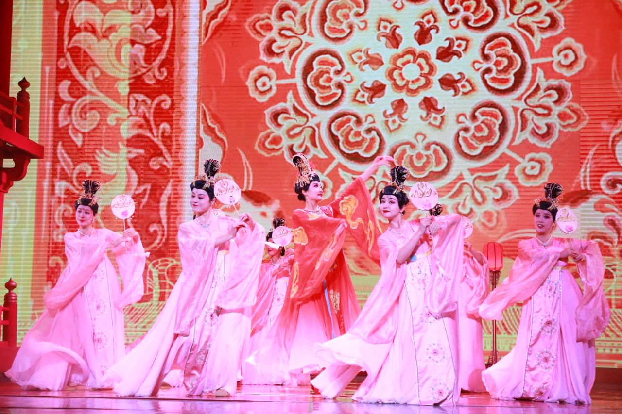 喜迎雙節(jié)丨唐樂宮驚喜不斷，“餅”承心意，以禮相待(圖8)